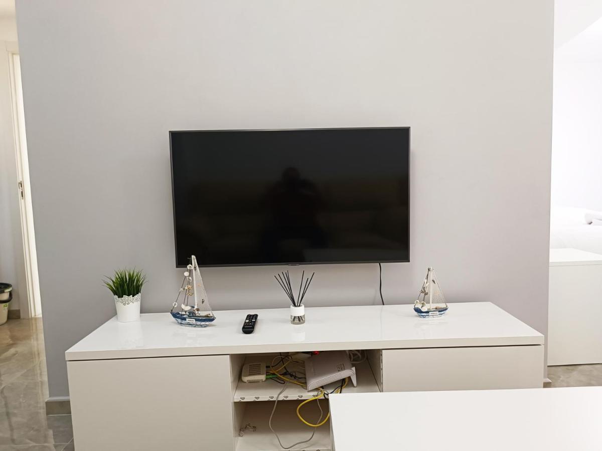 Baj - Apartamentos En Playa Bajondillo, Torremolinos Dış mekan fotoğraf