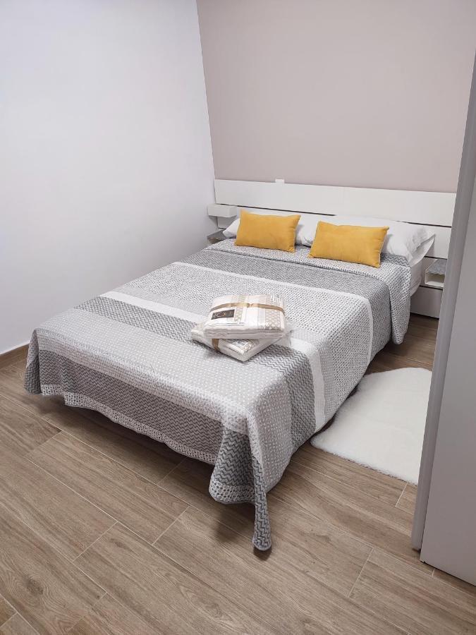 Baj - Apartamentos En Playa Bajondillo, Torremolinos Dış mekan fotoğraf