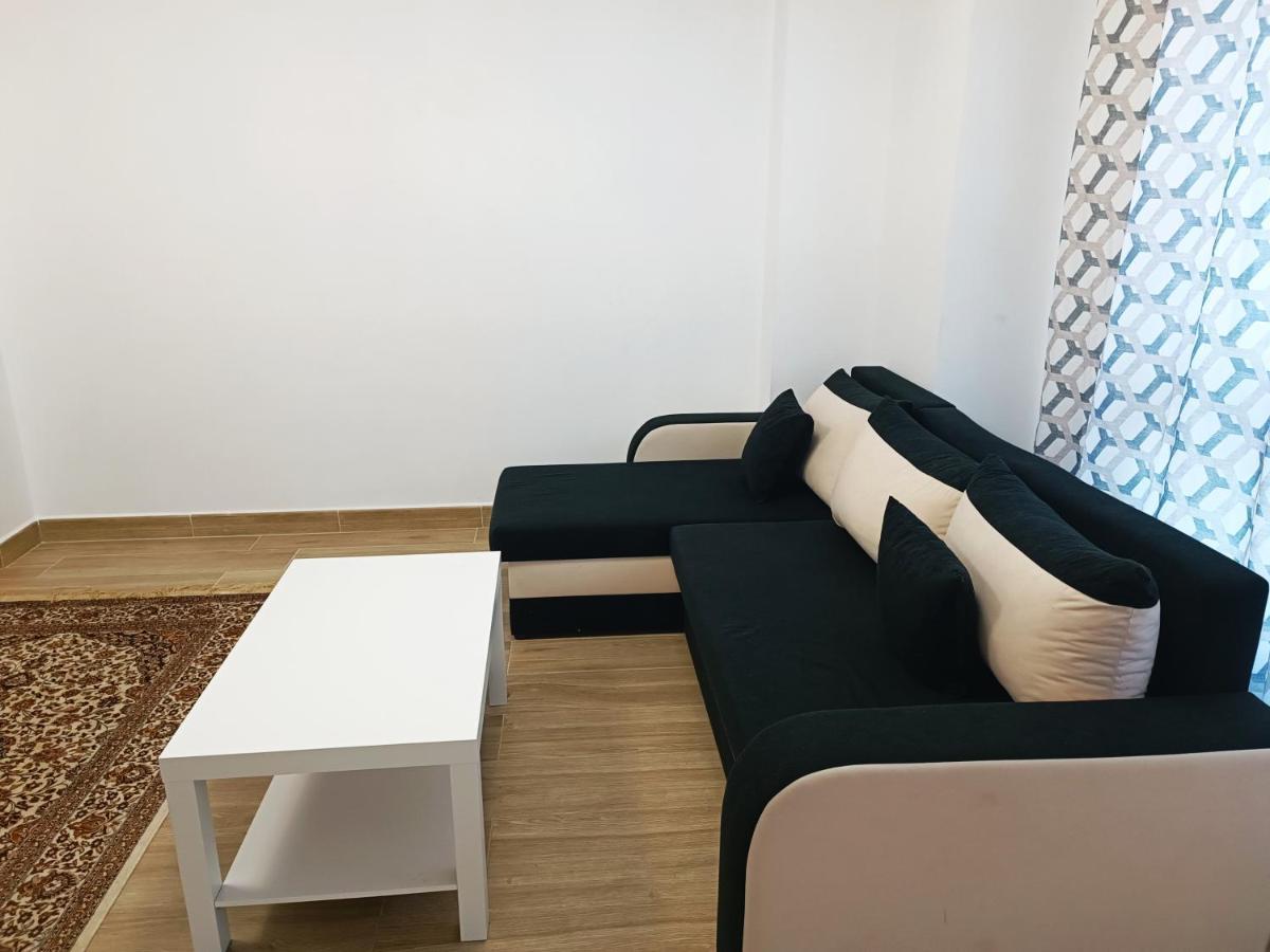 Baj - Apartamentos En Playa Bajondillo, Torremolinos Dış mekan fotoğraf