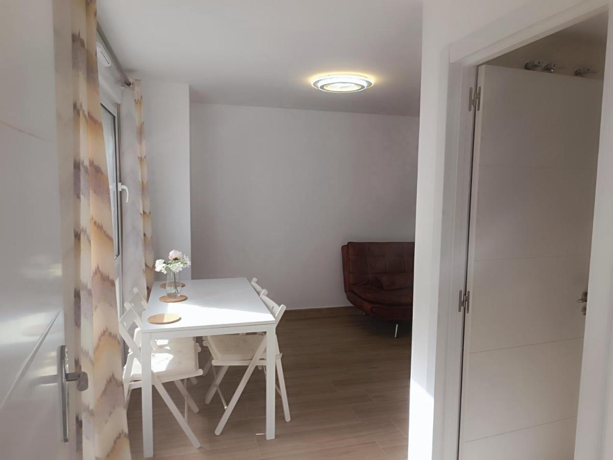 Baj - Apartamentos En Playa Bajondillo, Torremolinos Dış mekan fotoğraf