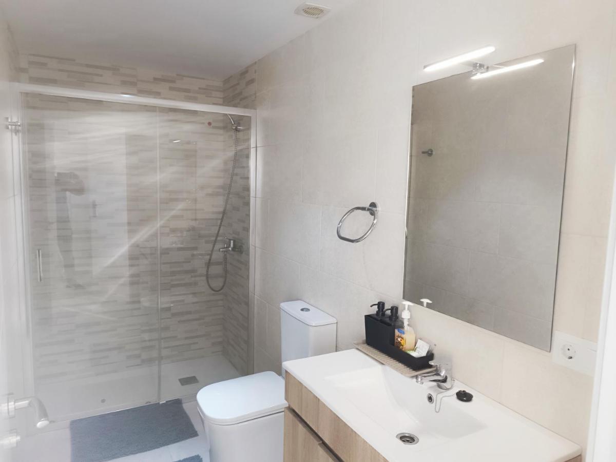 Baj - Apartamentos En Playa Bajondillo, Torremolinos Dış mekan fotoğraf
